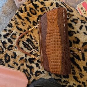 Alligator (i think) clutch, replaced handles